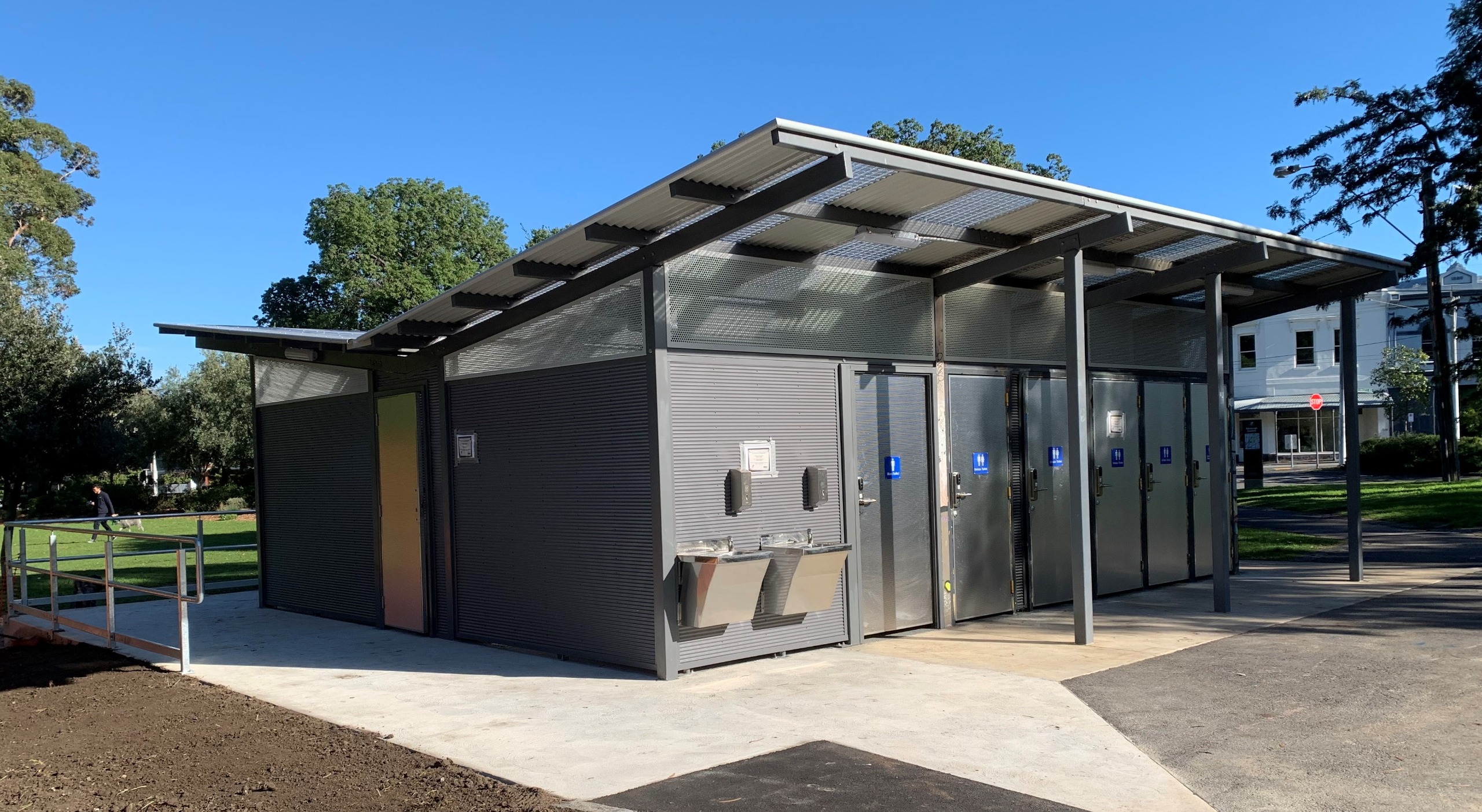 Edinburgh garden toilet upgrade